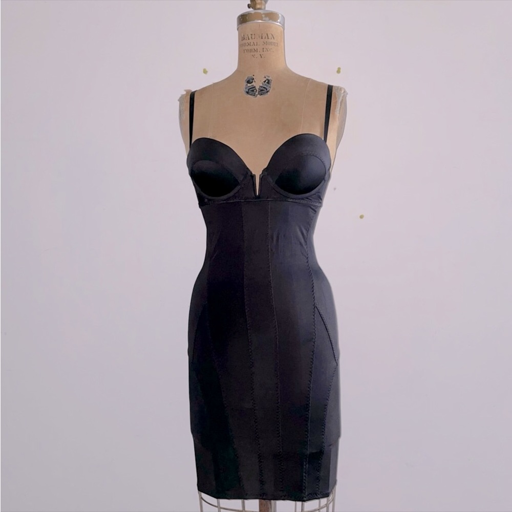 H&M] Black Body-con sexy Dress.